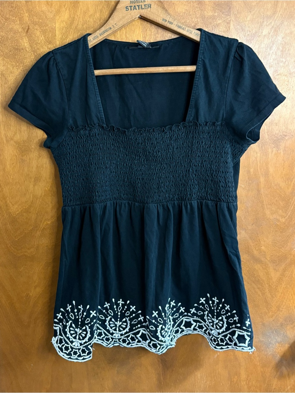 Vintage Y2K Black & White Embroidered Babydoll Top Smocked Mcbling Fairy Preppy